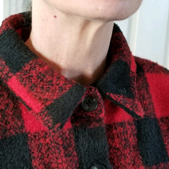 Cozy plaid jacket - Picture 1 of 4